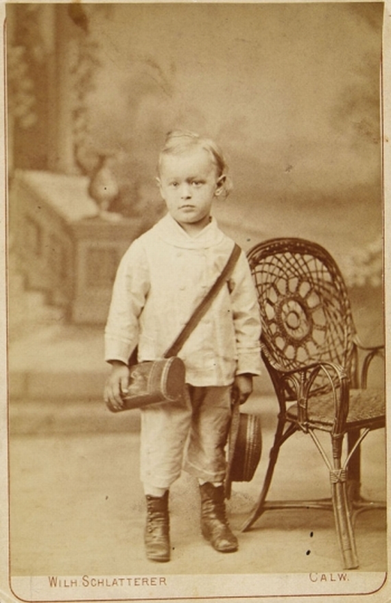 Hermann Hesse - 1 Porträtphotographie (um 1880).